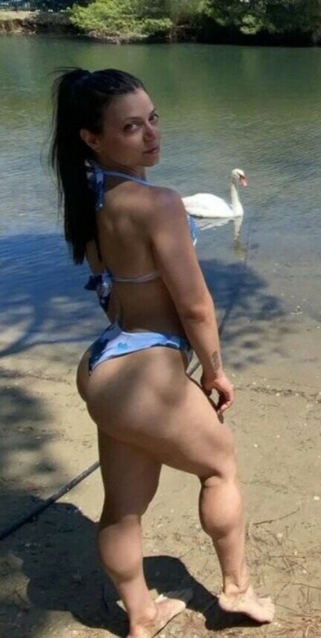 Christina Basta Heiße OnlyFans Inhalte