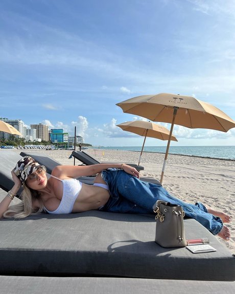 Alexa Dellanos NurlyFans-Pornos