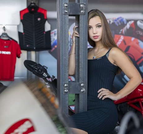 Fiege Eszter OnlyFans Nacktfotos