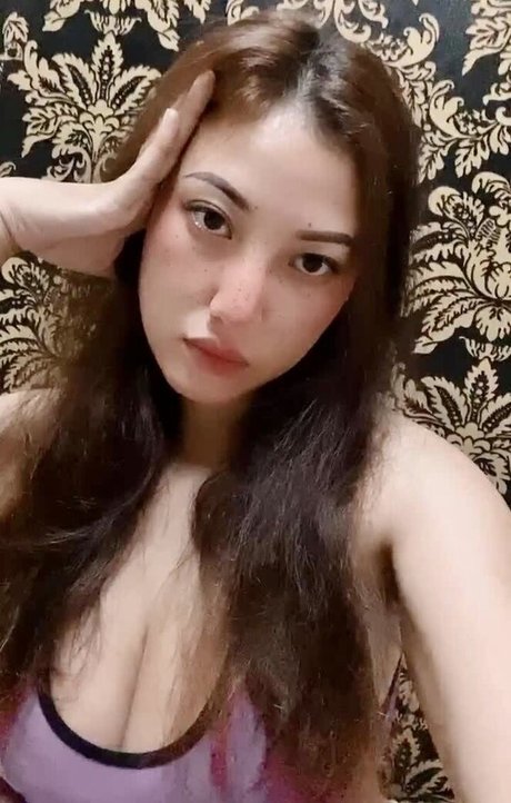 Darlene Adrienne Nacktbilder-Leaks von OnlyFans