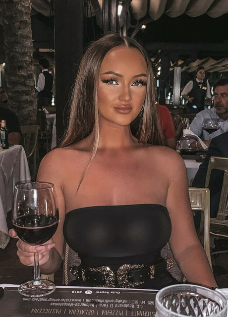 Christina Laegreid Nacktbilder von OnlyFans geleakt