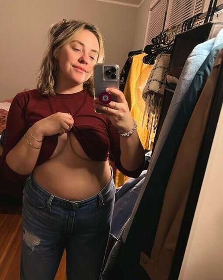 CluelessonVHS OnlyFans Leak