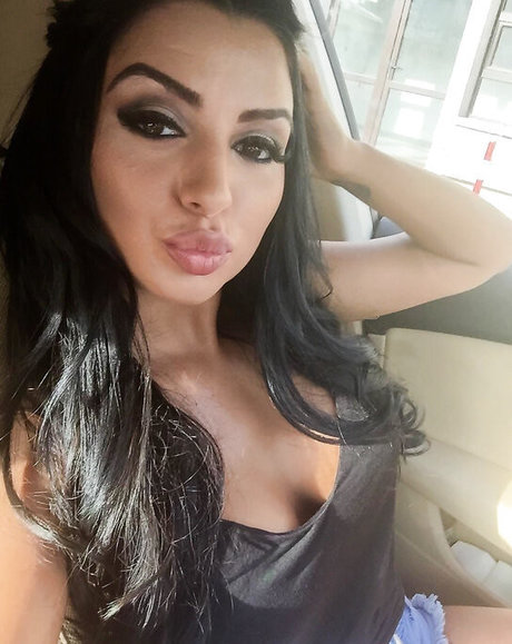 Nicolebella Nacktbilder OnlyFans Leak