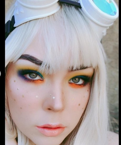 Suzy Berhow Neue OnlyFans Leaks