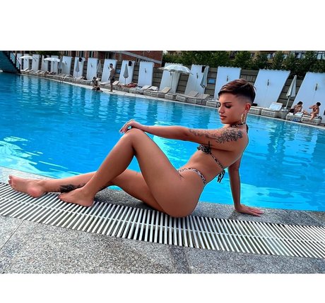 r ra13 OnlyFans Bilder