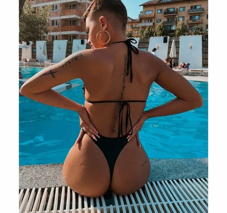 r ra13 Nacktpornos auf OnlyFans