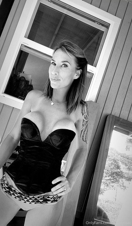 Lyssa Chapman OnlyFans Bilder