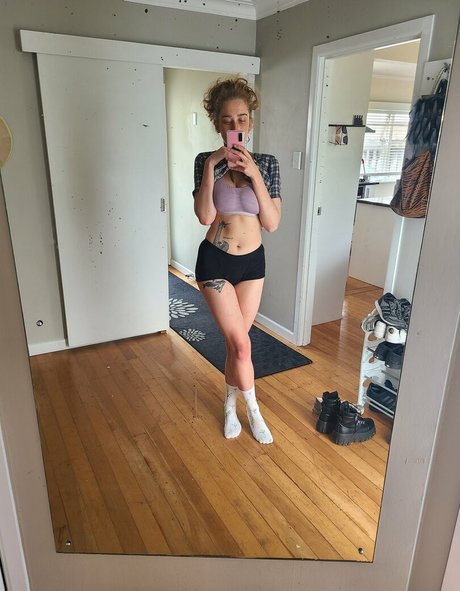 Nova Onasi OnlyFans-Archiv