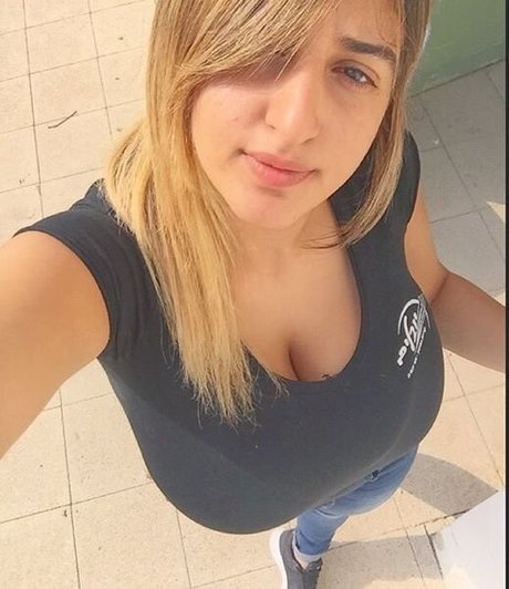 Marin Elbaz Nackt auf OnlyFans