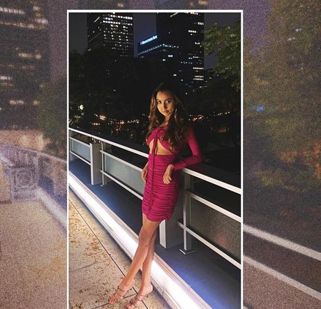 brianna batiste OnlyFans Strip