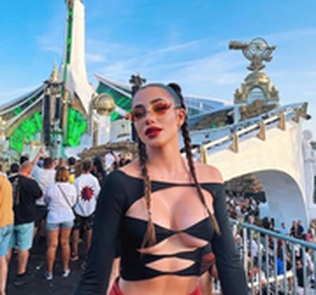 Lola Lolita Nacktbilder auf OnlyFans