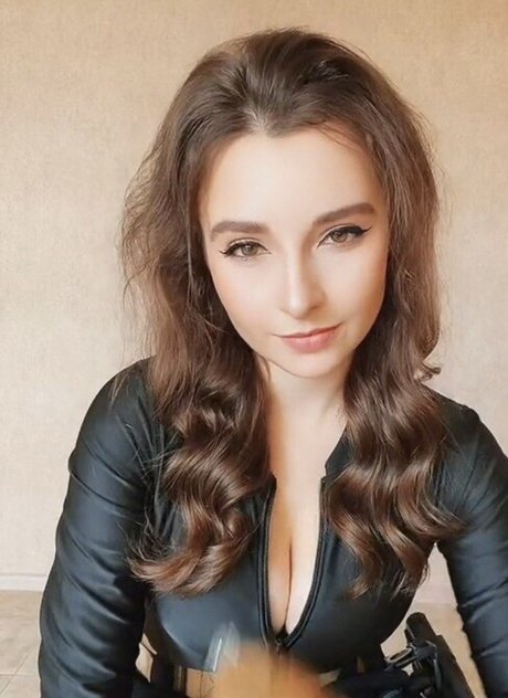 Elena Deligioz OnlyFans