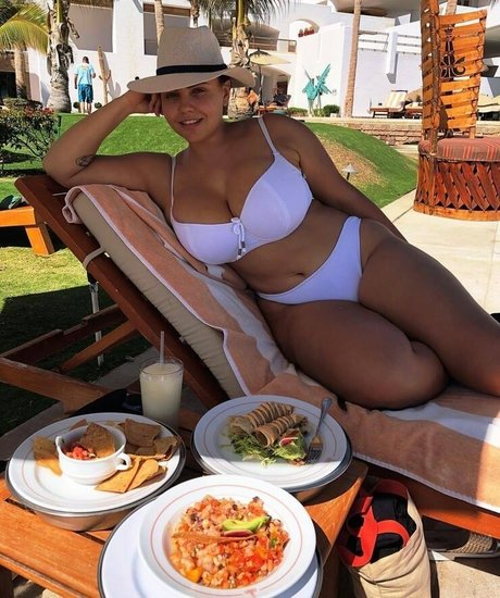 Anna Krylova Leaks von OnlyFans