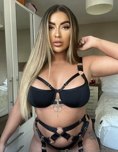 Chloe Fleming OnlyFans Archiv