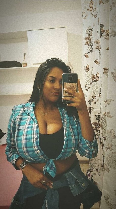 Sofia Mendonca NSFW OnlyFans