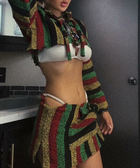 Ember Vail Nacktbilder von OnlyFans