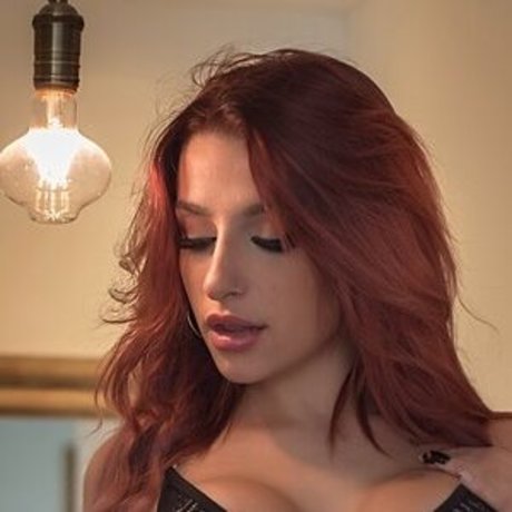 Izzie xx Geleakte OnlyFans-Inhalte