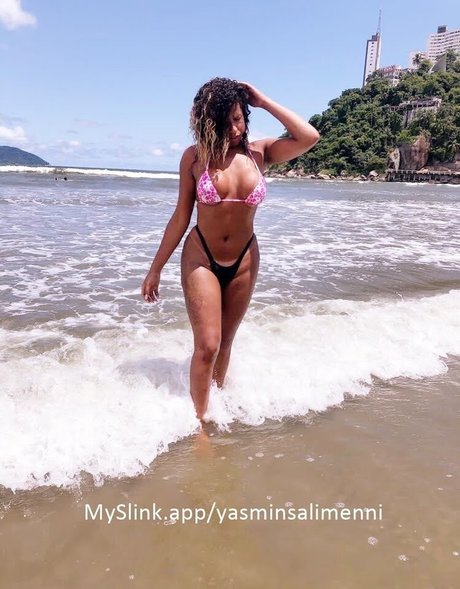 Yasmin Salimenni Nackt auf OnlyFans Leaks