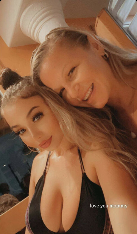 Lyricmikell Nackt auf OnlyFans