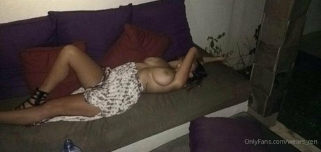 Wears ren Sextape OnlyFans Nacktbilder