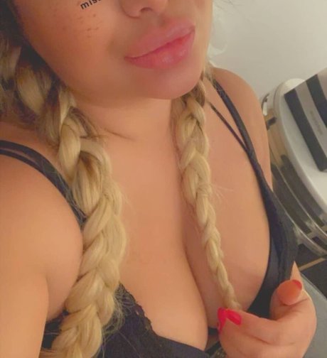 Miriam Tay OnlyFans nackt