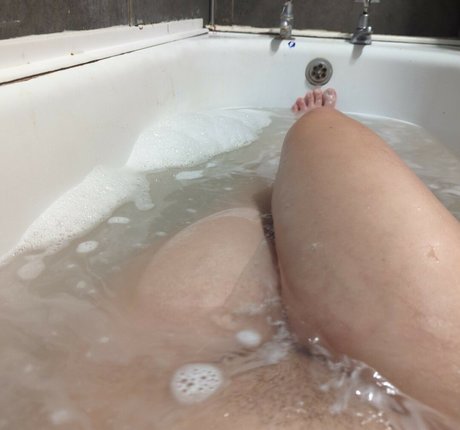 goth kitten OnlyFans Bilder