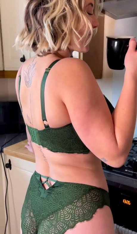 fullerbustbestie Kostenlose OnlyFans-Pornos