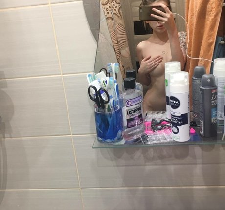 KatieJess OnlyFans Leak