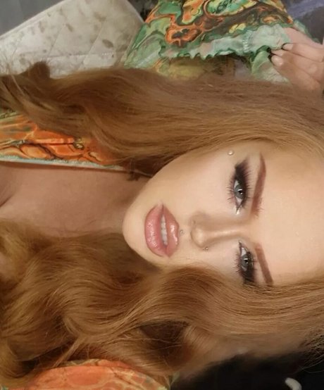 Megan Carys Gomer OnlyFans-Creator