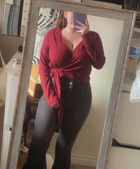 Lily Patrick OnlyFans Nacktbilder geleakt