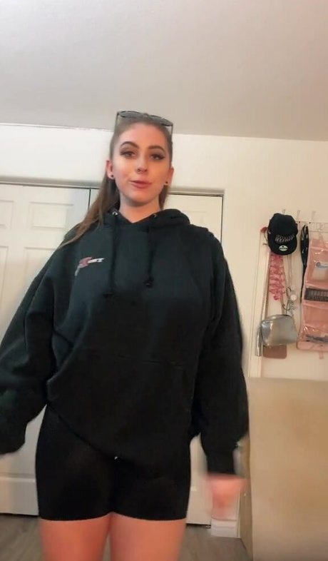 Lily Patrick OnlyFans