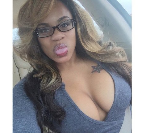 Dominique Chinn Nacktbilder von OnlyFans