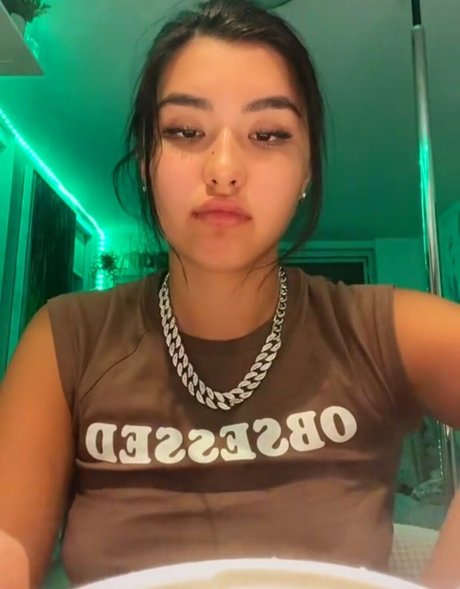 April Blue Nackt OnlyFans