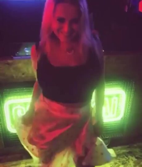 aus onlyfans kostenlos nackt Exklusiv