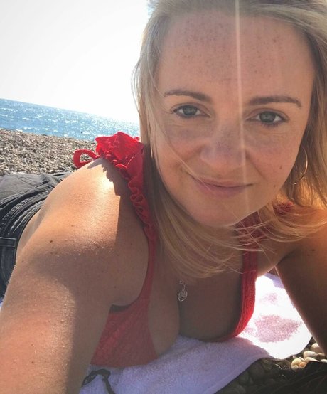 Kirsty Eccleston OnlyFans Brüste Bild