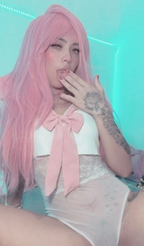 Ninfetinha18 OnlyFans