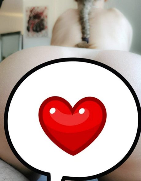 yarinchen0402 OnlyFans Leaj