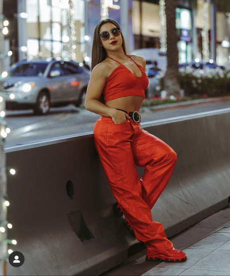 Enola Bedard OnlyFans-Bilder