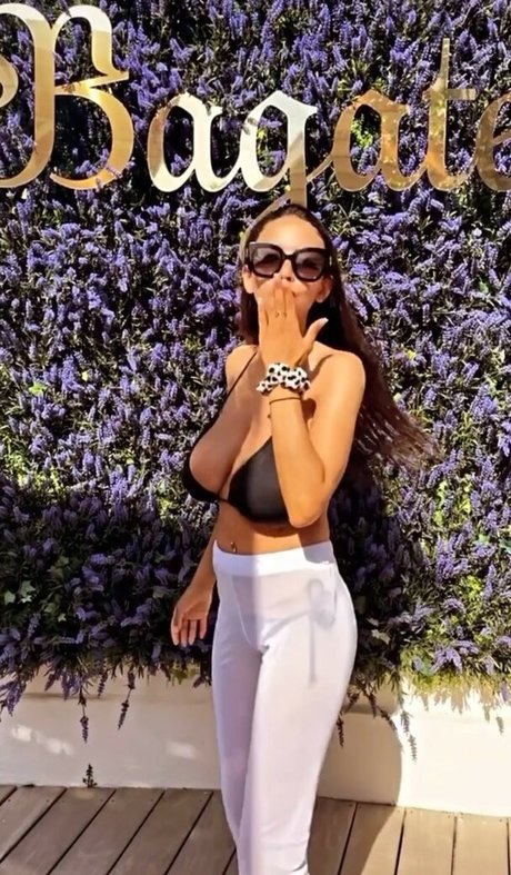 Chirine Sabaiti Bilder OnlyFans