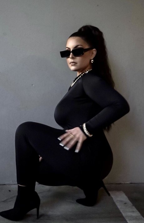 Makenzie Nacktbilder von OnlyFans