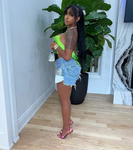 Realamarie OnlyFans Nacktbilder