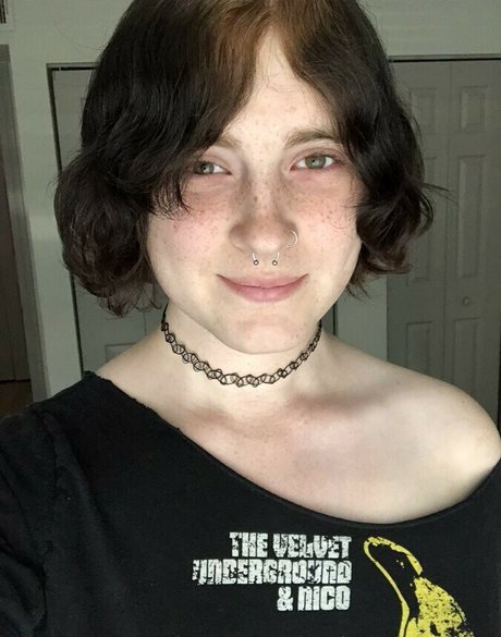 Scarlet Skeie Sexy OnlyFans