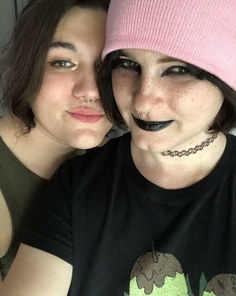 Scarlet Skeie OnlyFans Sex