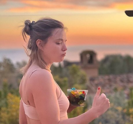 Kristine Froseth OnlyFans-Bilder