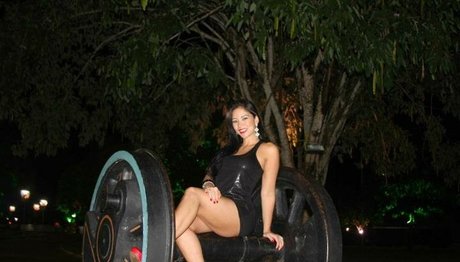 Anne Midori OnlyFans geleakte Pornografie