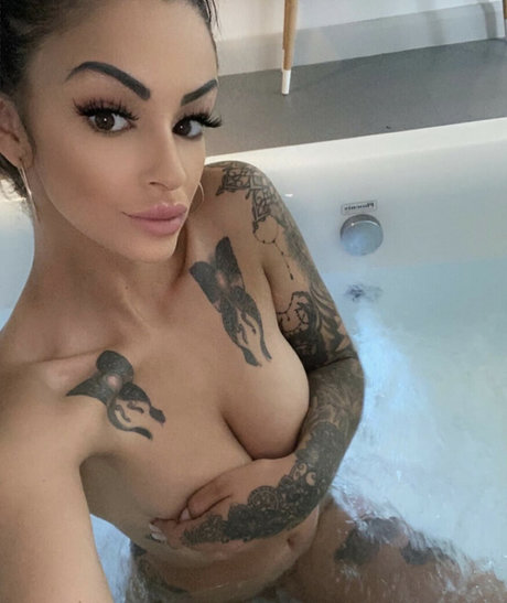Irelandinkedprincessxx OnlyFans Striptease