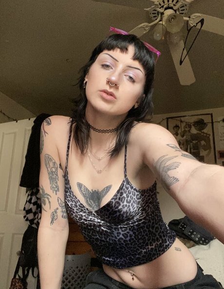 gothbimboxxx OnlyFans-Leak