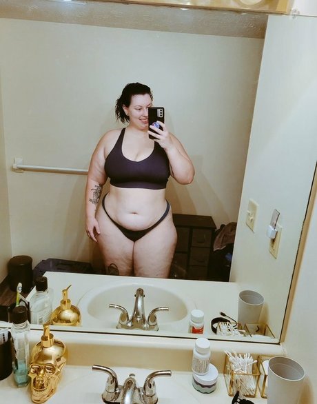 Hprose OnlyFans explizite Inhalte