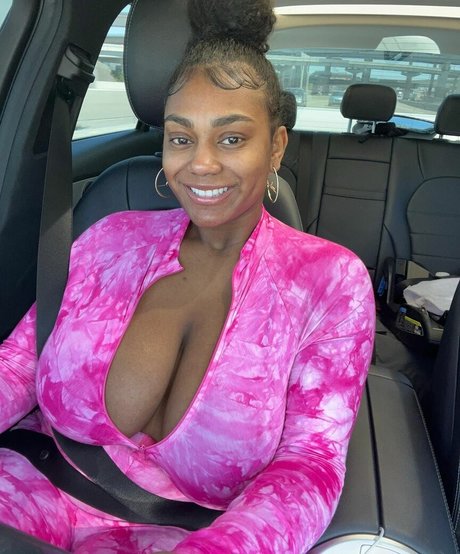 Kiera Nicole OnlyFans Nackt Content