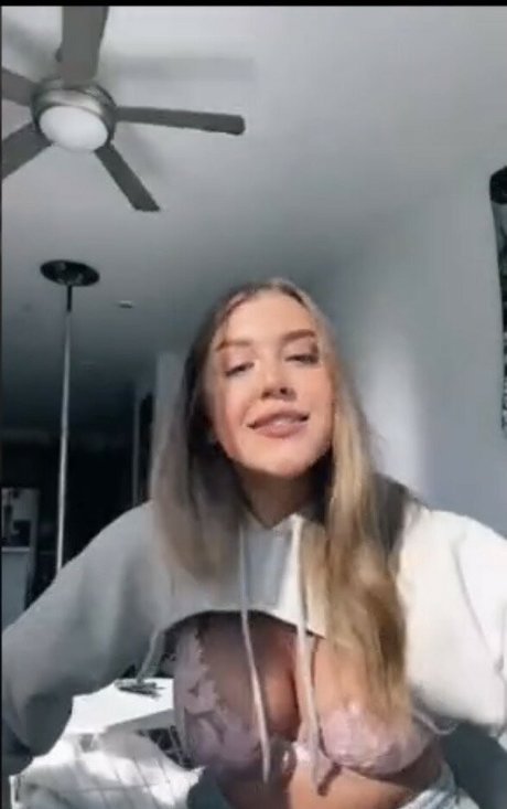 Rochelllle OnlyFans Leaks